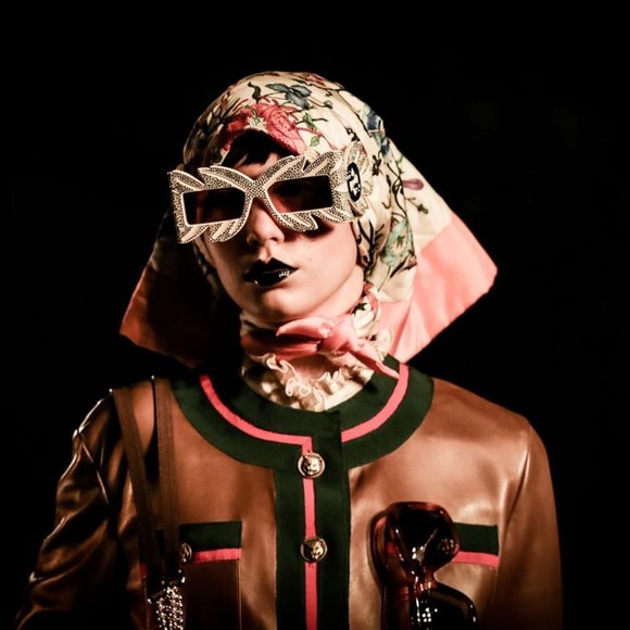 The Art of the Scarf - A Little Inspiration for Wearing the Perfect Accessory - Picture 2 of 16